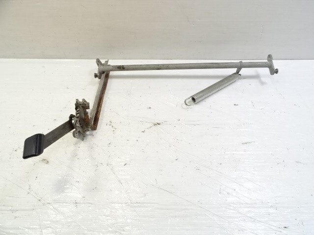Mercedes R107 380SL seat height adjustment rail / handle, right