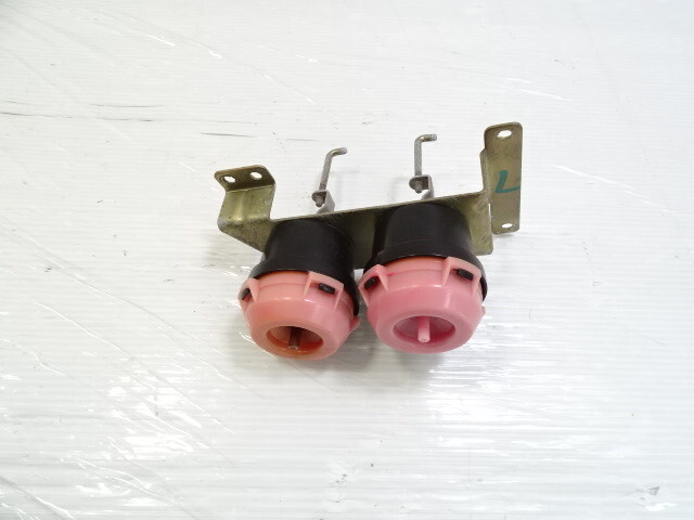 Mercedes R107 380SL vacuum valve actuator for fresh air flaps left, 9062100162