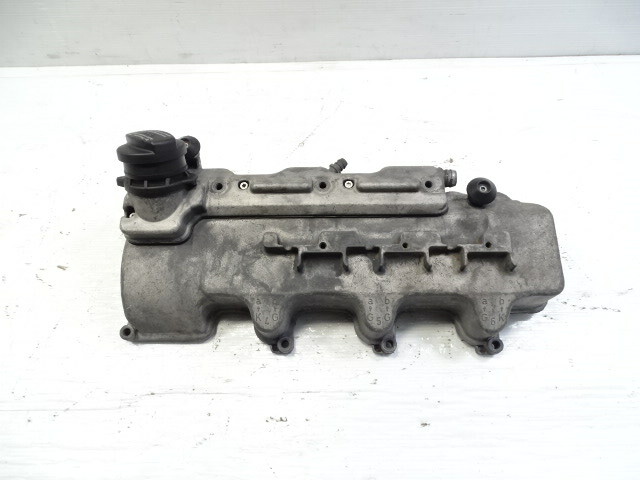 Mercedes R170 SLK320 engine motor valve cover, left, 1120160705
