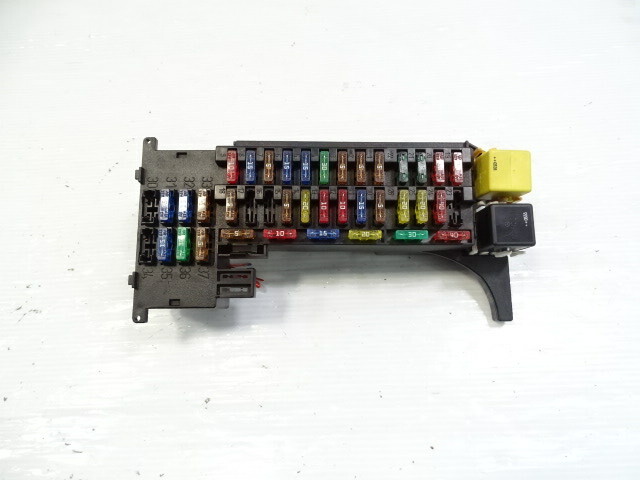 Mercedes R170 SLK320 module, relay fuse box front