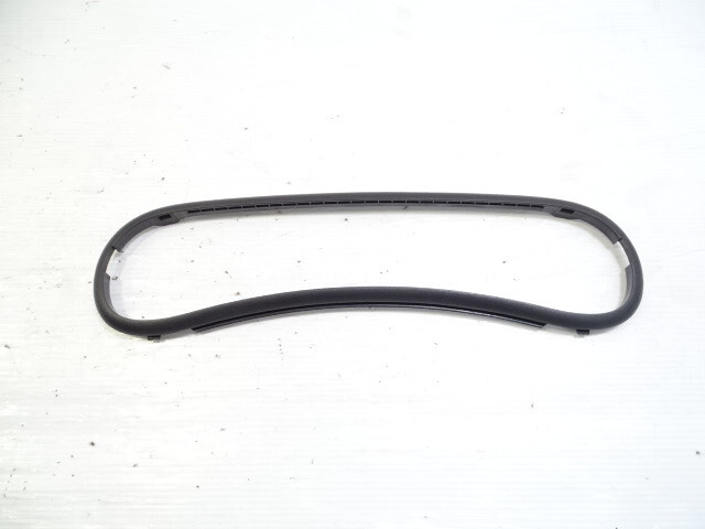 Mercedes R170 SLK320 trim, roll bar headrest surround bezel left / right 1706940094 black