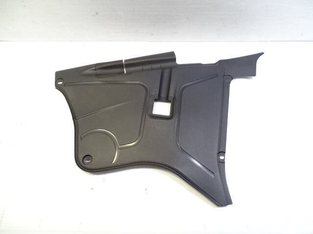 Mercedes W222 S550 trim, engine bay cowl, cover panel, right front, 2226800207