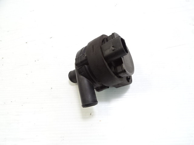 Mercedes R171 SLK280 water pump, auxiliary, 2118350028