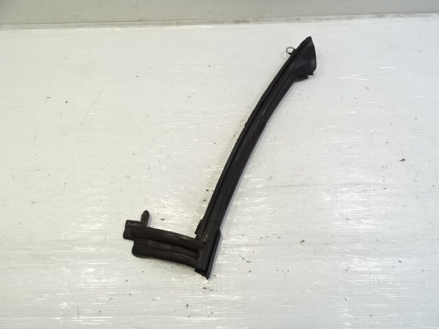 Mercedes R171 SLK280 seal exterior, hard top window roof c pillar, left, 1717900598