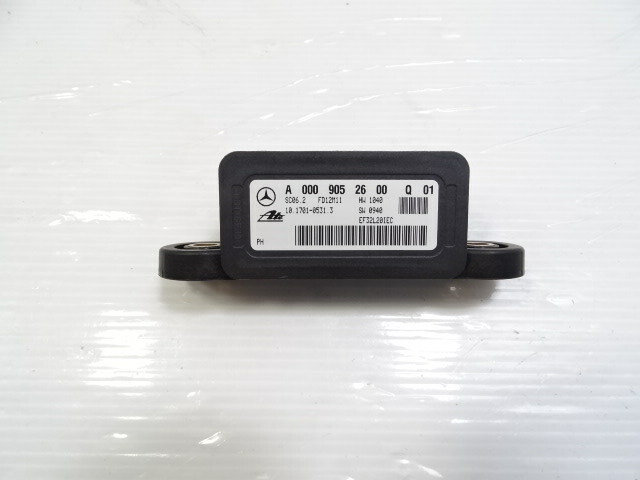 Mercedes W221 S550 module, sensor yaw rate, 0009052600