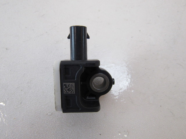 Mercedes X166 GLS63 GLS450 sensor, crash impact 1668210151