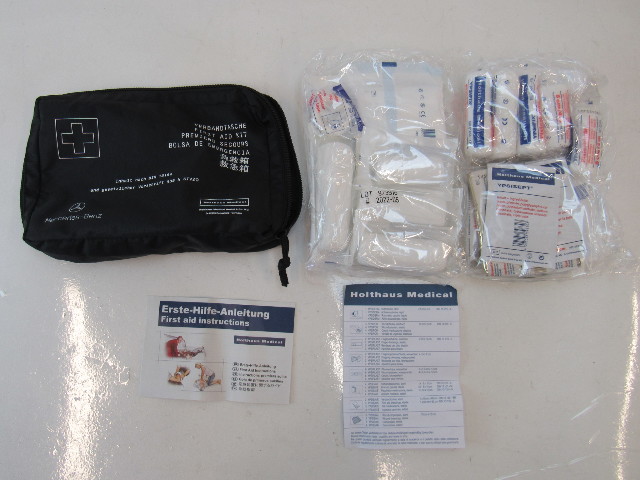 Mercedes X166 GLS63 GLS450 first aid kit 13164