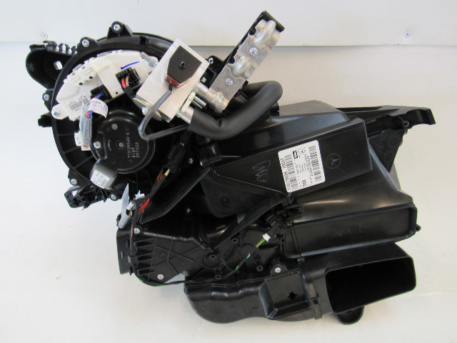 Mercedes X166 GLS63 GLS450 AC evaporator heater box, rear 1668301660 w/blower motor