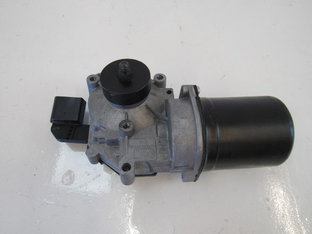 Mercedes X166 GLS63 GLS450 windshield wiper motor W000017806
