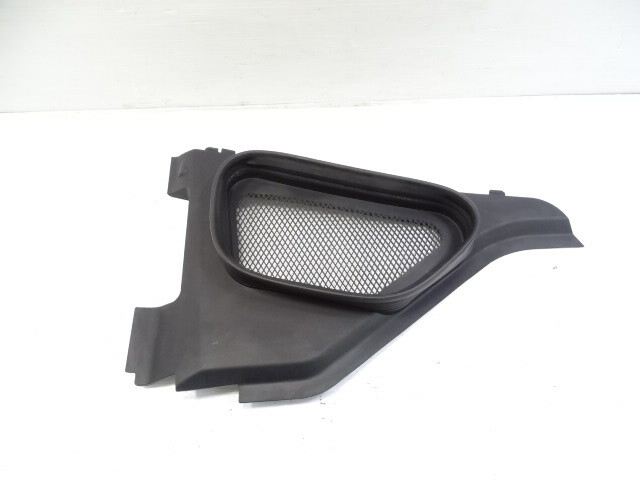 Mercedes X166 GL450 trim, windshield cover cowl, right, 1668300013