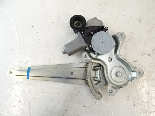 Lexus GX460 window motor & regulator, right rear 85720-60240
