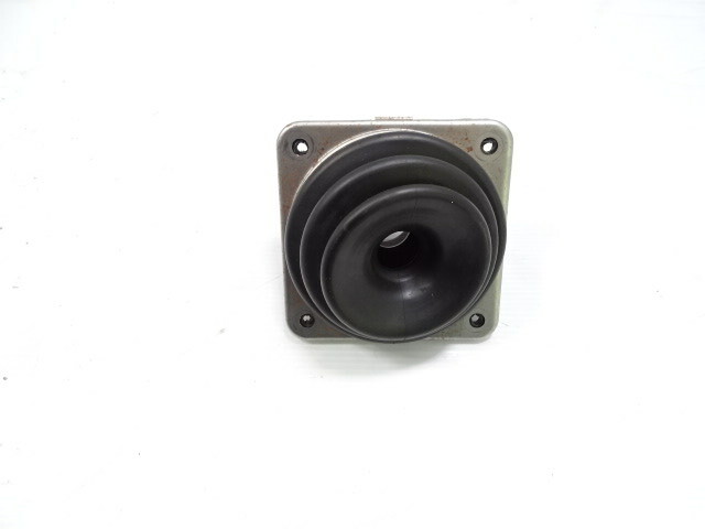 Lexus LX470 gear shifter, boot, 58268-60020