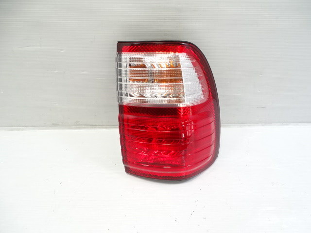 Lexus LX470 lamp, tailight, on body, right rear 81550-60590