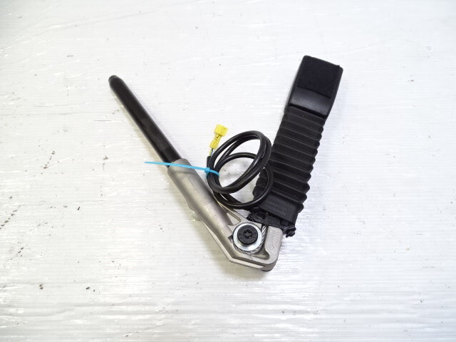 Mercedes R172 SLK350 SLK250 seat belt buckle, right, 1728600669