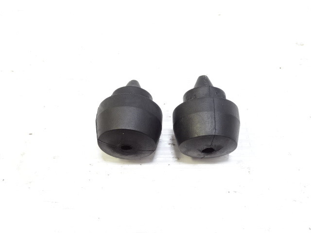 Mercedes R172 SLK350 SLK250 boot rubber stopper set, 1709870140