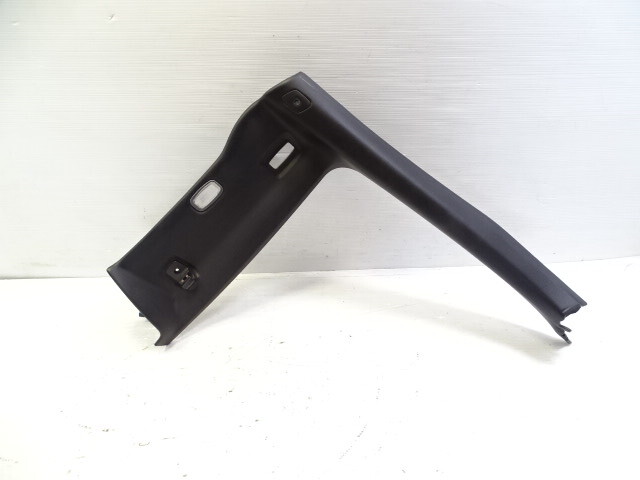Mercedes R172 SLK350 SLK250 trim, interior, A-pillar, right front 1726900425 black
