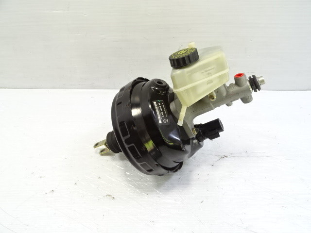 Mercedes W209 CLK55 brake booster and master cylinder, 0054304830