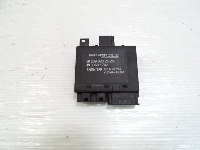 Mercedes W209 CLK55 module, keyless go, 2098202526