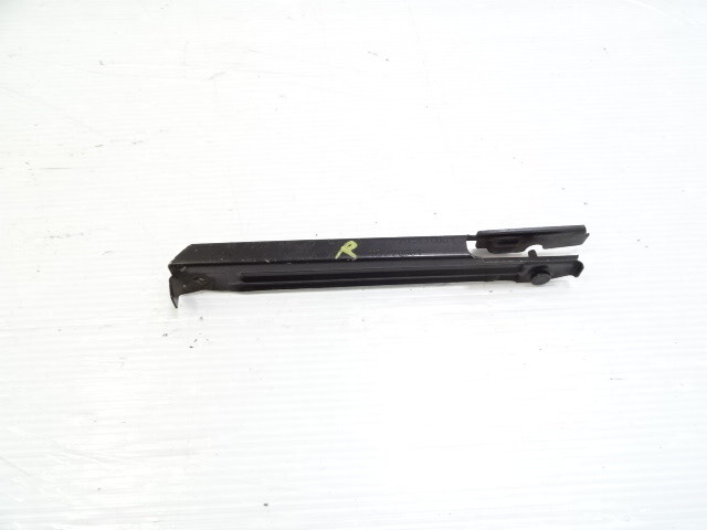 Mercedes W209 CLK55 trim, bumper support bracket right front, 2038801214