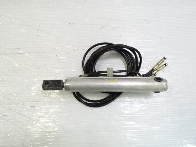 Mercedes W209 CLK55  hydraulic cylinder, hard top main lift, left, 2098000772