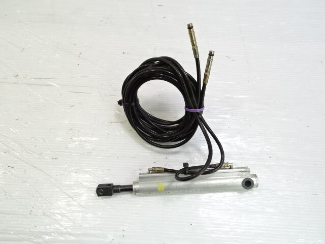 Mercedes W209 CLK55  hydraulic cylinder, bow tension lift, left / right, 2098000972