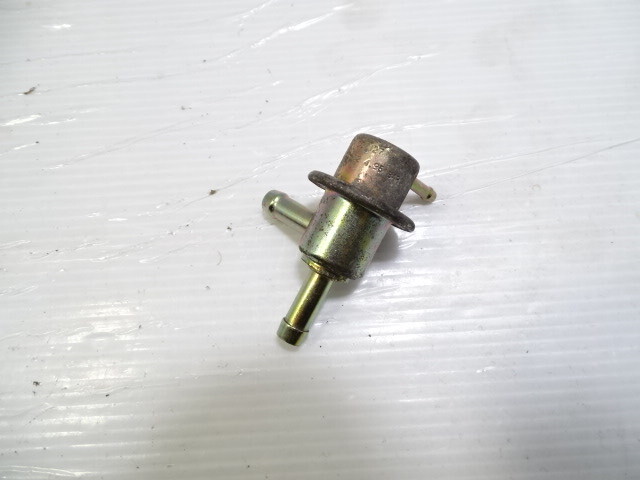 Mercedes R230 SL55 valve fuel pressure PIERBURG 2304760332
