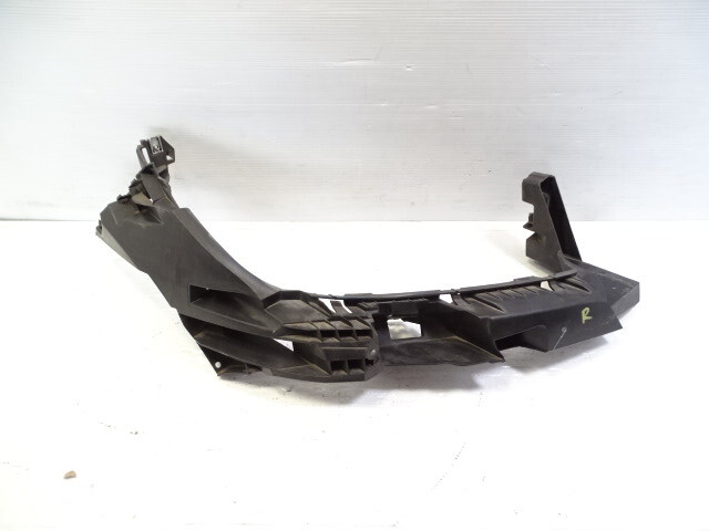 Mercedes X166 GL450 trim, headlamp mounting bracket right, 1666200691