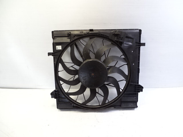 Mercedes X166 GL450 radiator cooling fan & shroud, 0999067100