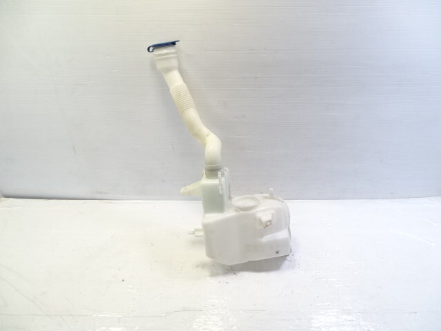 Mercedes X166 GL450 windshield washer tank 1668600860
