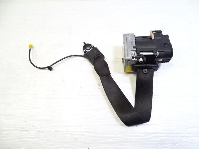 Mercedes R230 SL550 seat belt, right black 2308600685