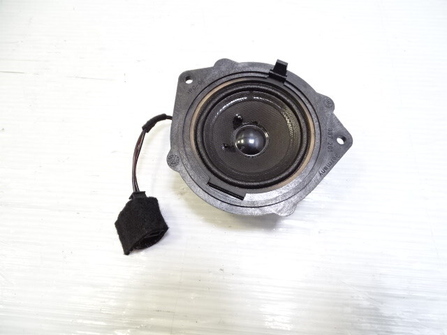 Mercedes R230 SL550 speaker dashboard center 2308201602