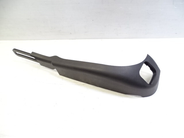 Mercedes R230 SL550 trim, seat outer cover, right front, 2309184630 black