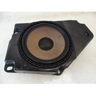 90 Mercedes W126 560SEL 420SEL speaker, door, right front 1268201402 90 Mercedes W126 560SEL 420SEL speaker, door, right front 1268201402