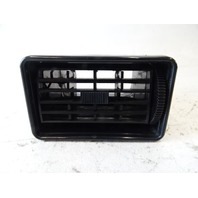 94 Jaguar XJS ac vent, dash, right outer BEC8671LEG 94 Jaguar XJS ac vent, dash, right outer BEC8671LEG