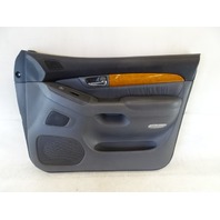 04 Lexus GX470 door panel, right front 67610-6A150 gray 04 Lexus GX470 door panel, right front 67610-6A150 gray