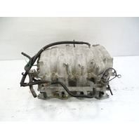 2000 Lexus LX470 intake manifold, w/fuel injectors, 17102-50041