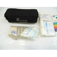 05 Mercedes R230 SL55 first aid kit Q4860043