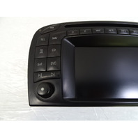 04 Mercedes R230 SL500 navigation unit, command center, radio, 2308202889