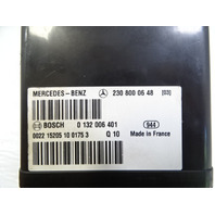 04 Mercedes R230 SL500 PARTS ONLY vacuum pump, central locking 2308000648 BROKEN