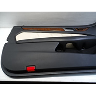 12 Mercedes W204 C63 door panel, left wood/ivory, AMG coupe