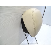 12 Mercedes W204 C63 headrest active, left / right ivory AMG coupe
