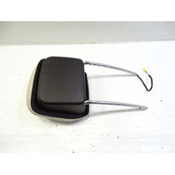12 Mercedes W204 C63 headrest active, left / right ivory AMG coupe