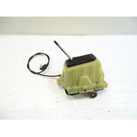 12 Mercedes W204 C63 gear shifter assembly 2042677624