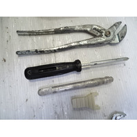 01 Mercedes R170 SLK320 tool kit
