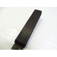 80 Mercedes W116 300SD pedal, gas accelerator, 1233010082