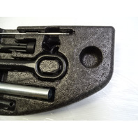 11 Audi A8 D4 tool kit, 4h0805615