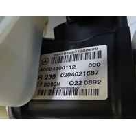 06 Mercedes R230 SL500 brake booster and master cylinder, 0004300112
