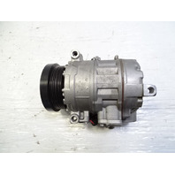 06 Mercedes R230 SL500 AC compressor 0012300211 7SEU17C