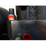 08 Mercedes R230 SL550 valve block, ABC suspension, rear 2213200358