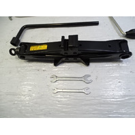 11 Lexus LS460 tire jack with tools 09111-50080